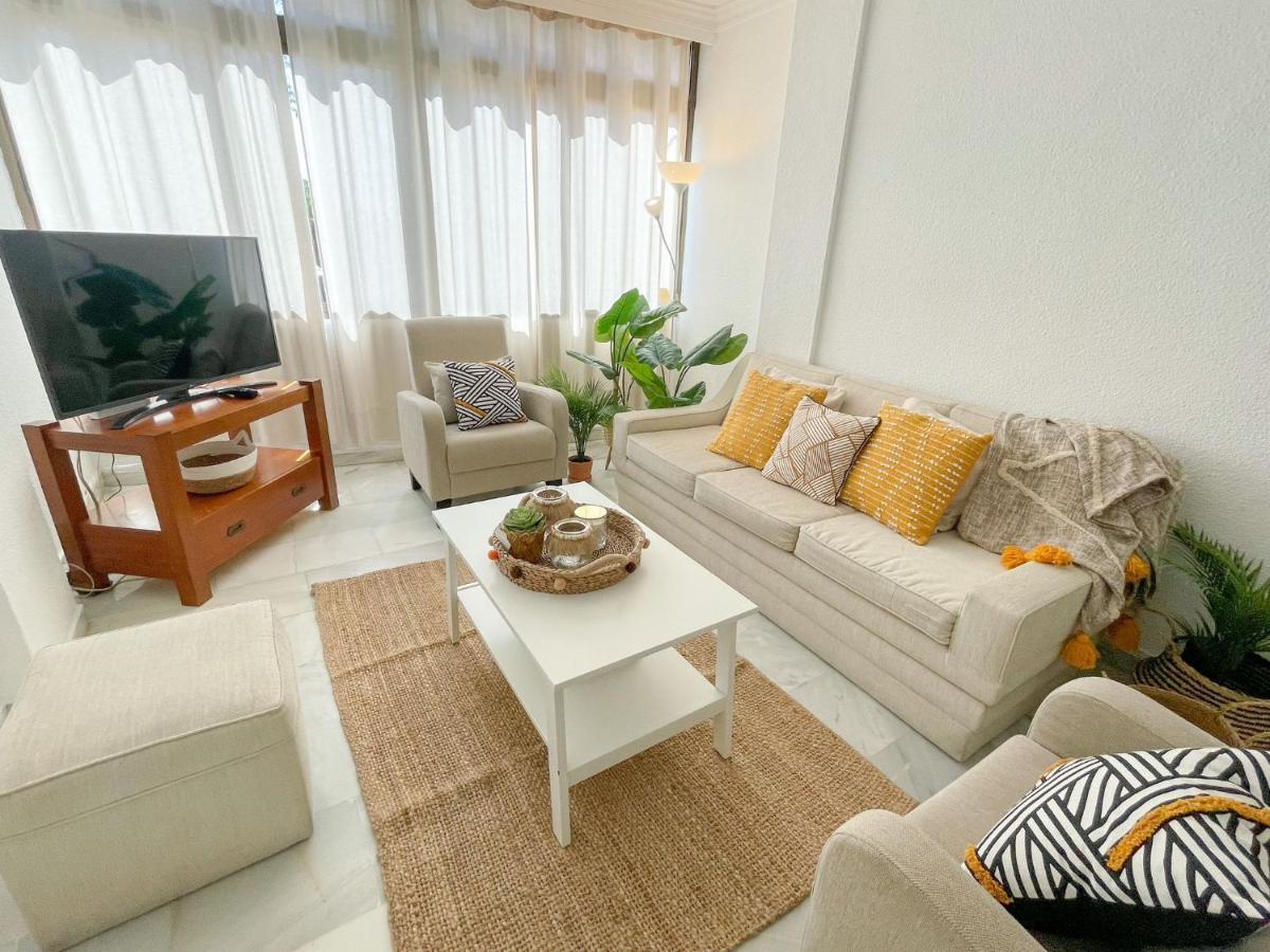 Pedregalejo Playa Appartement *